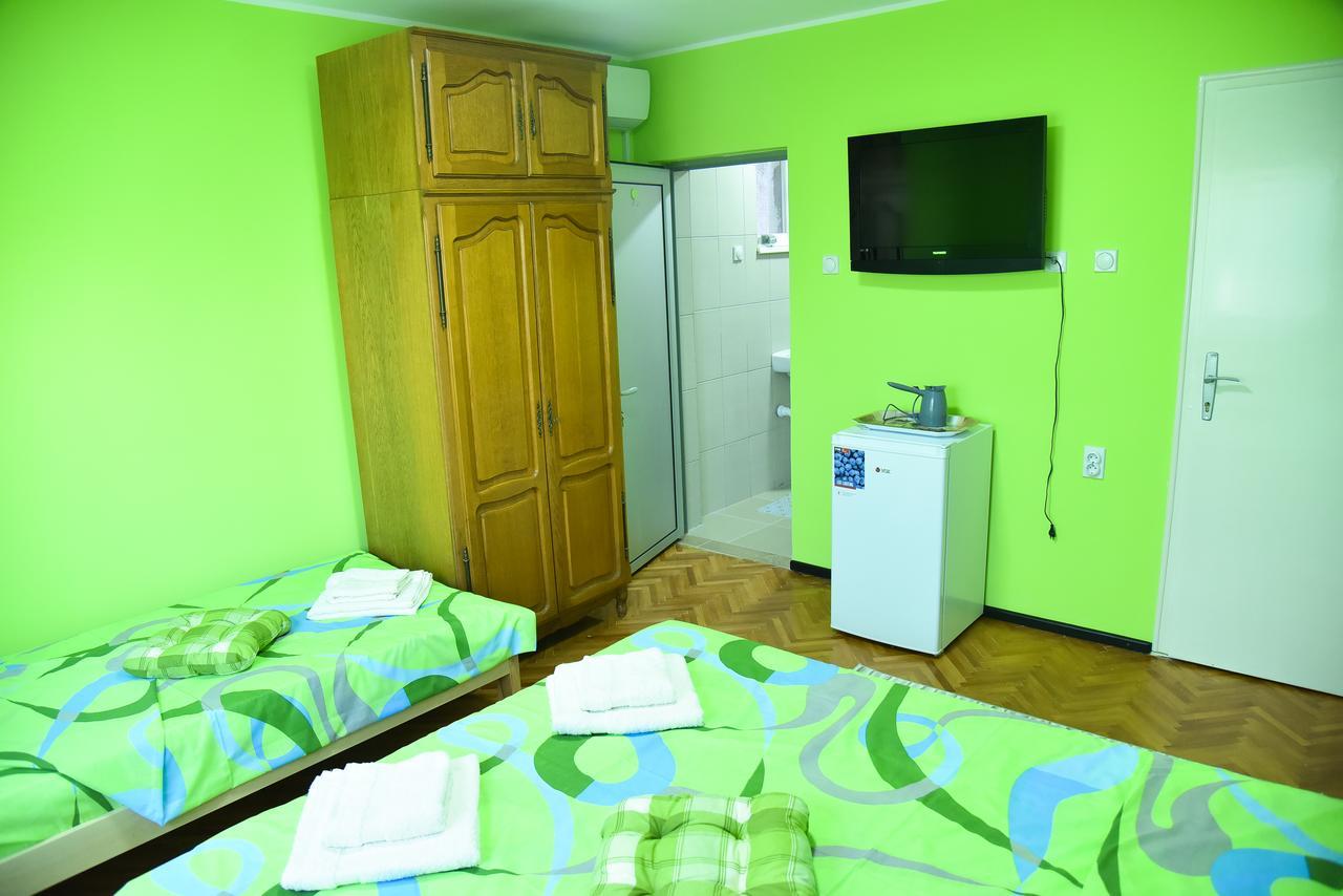 Prenociste Pilot Hotel Nis Exterior photo